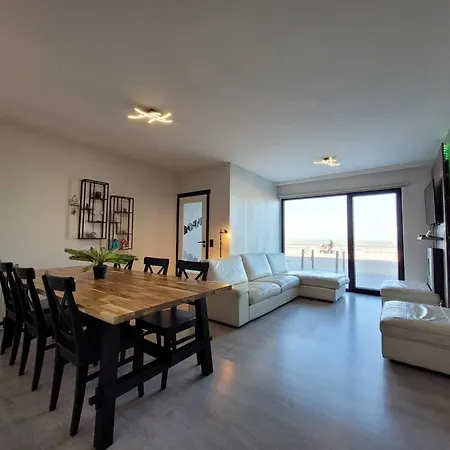 Seafront With Terrace On Zeedijk