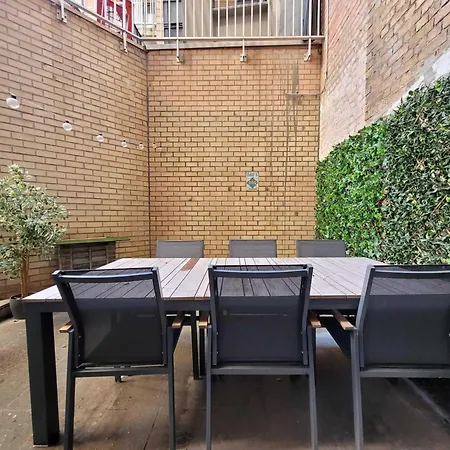 Seafront With Terrace On Zeedijk Daire *