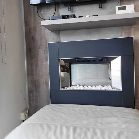 Seafront With Terrace On Zeedijk